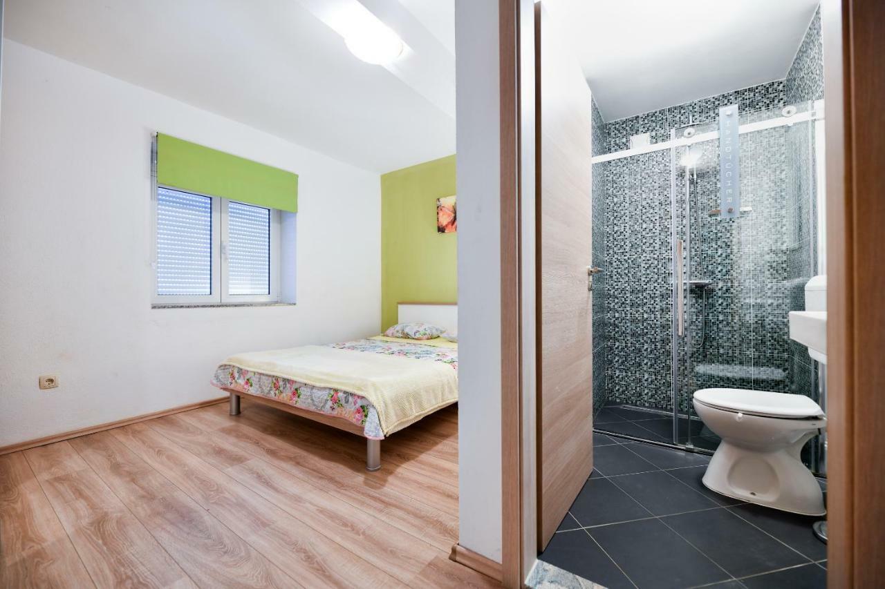 Kuca Za Odmor Lukic Villa Donje Rastane Ngoại thất bức ảnh